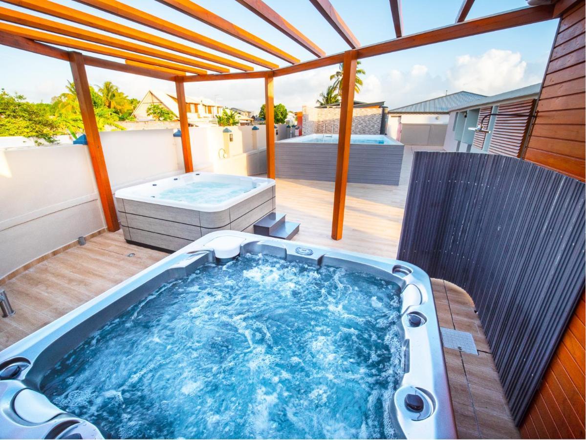 Studio Jacuzzis Et Piscine Au Centre Ville De Port-Louis Exterior foto